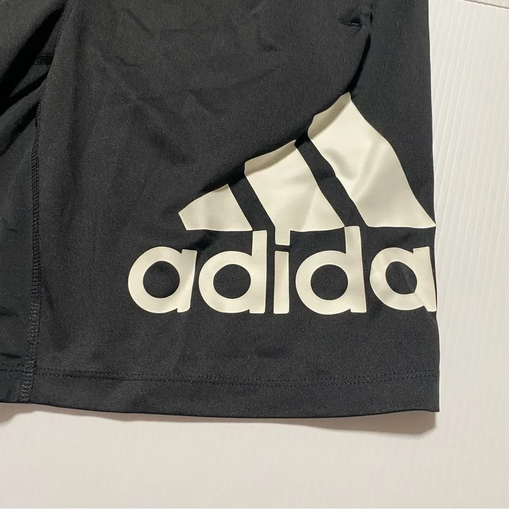 Adidas mens black stretchy athletic shorts running sports  9” Small